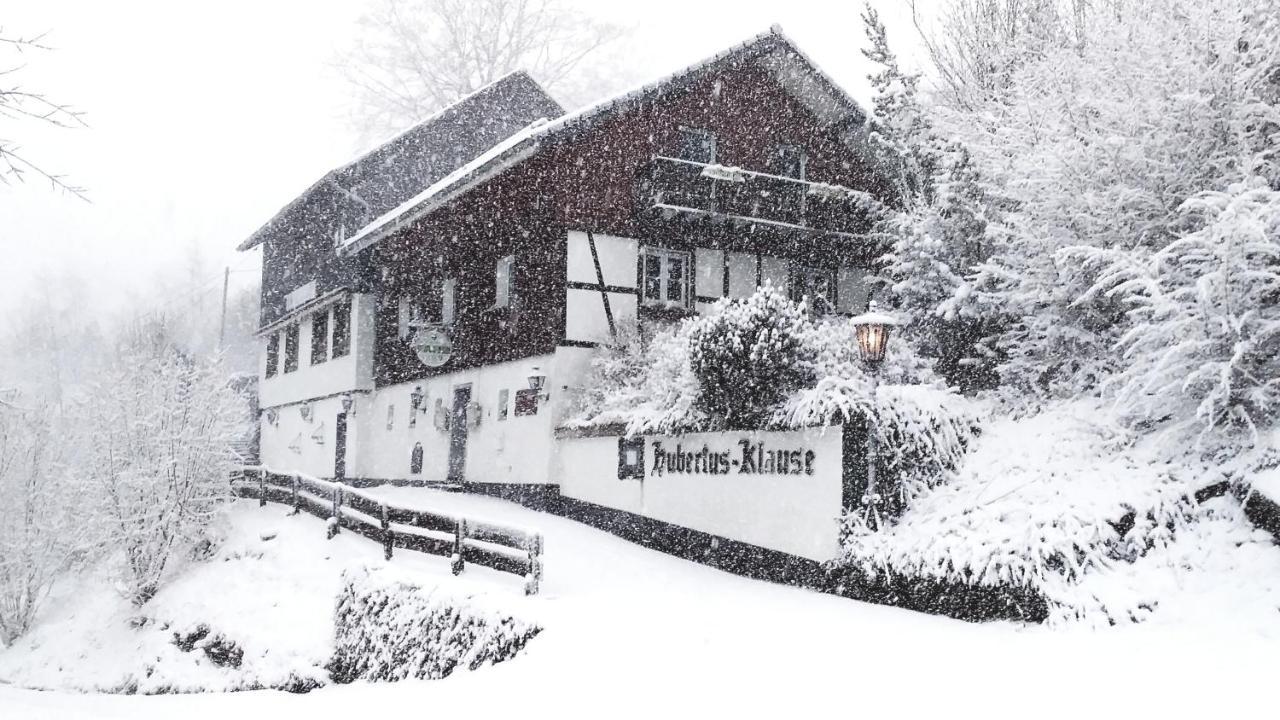 Jeje Und Anna'S Eifel Haus Motel มอนเชา ภายนอก รูปภาพ