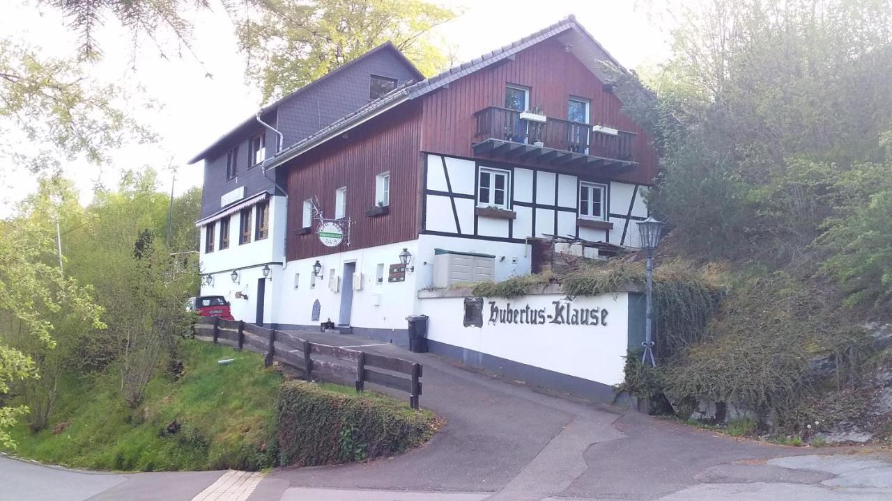 Jeje Und Anna'S Eifel Haus Motel มอนเชา ภายนอก รูปภาพ